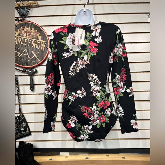 LuLaRoe Nova bodysuit size medium - Picture 4 of 8